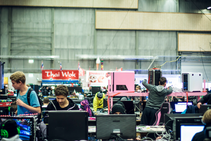 Illustration for article titled The World's Biggest LAN Party Is A Sci-Fi Party From The Future